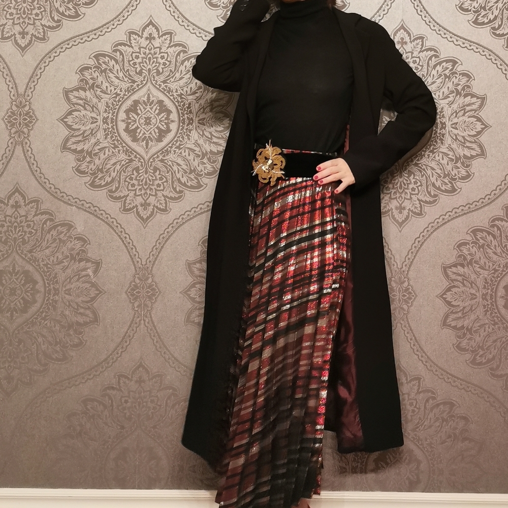 NWOT Zara metallic pleated skirt